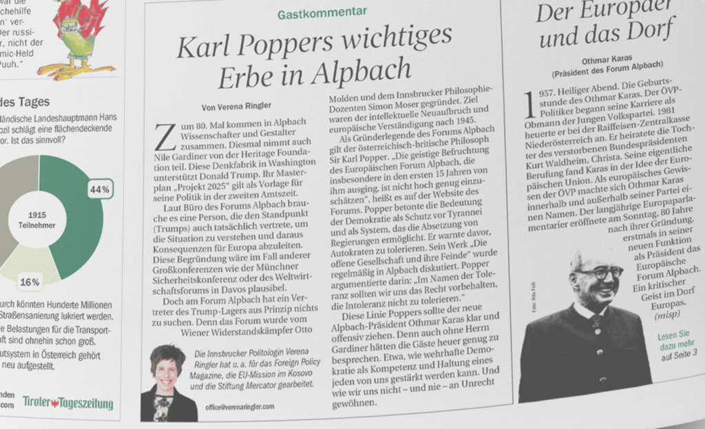 Zeitungsartikel aus der Tiroler Tageszeitung vom 18. August 2025 mit der Überschrift „Karl Poppers wichtiges Erbe in Alpbach“. Verena Ringler erinnert an die Gründungsgeschichte des Forum Alpbach und Karl Poppers Warnung, Intoleranz nicht zu tolerieren. Links ein Porträtfoto der Autorin, rechts ein Schwarz-Weiß-Bild von Karl Popper.
